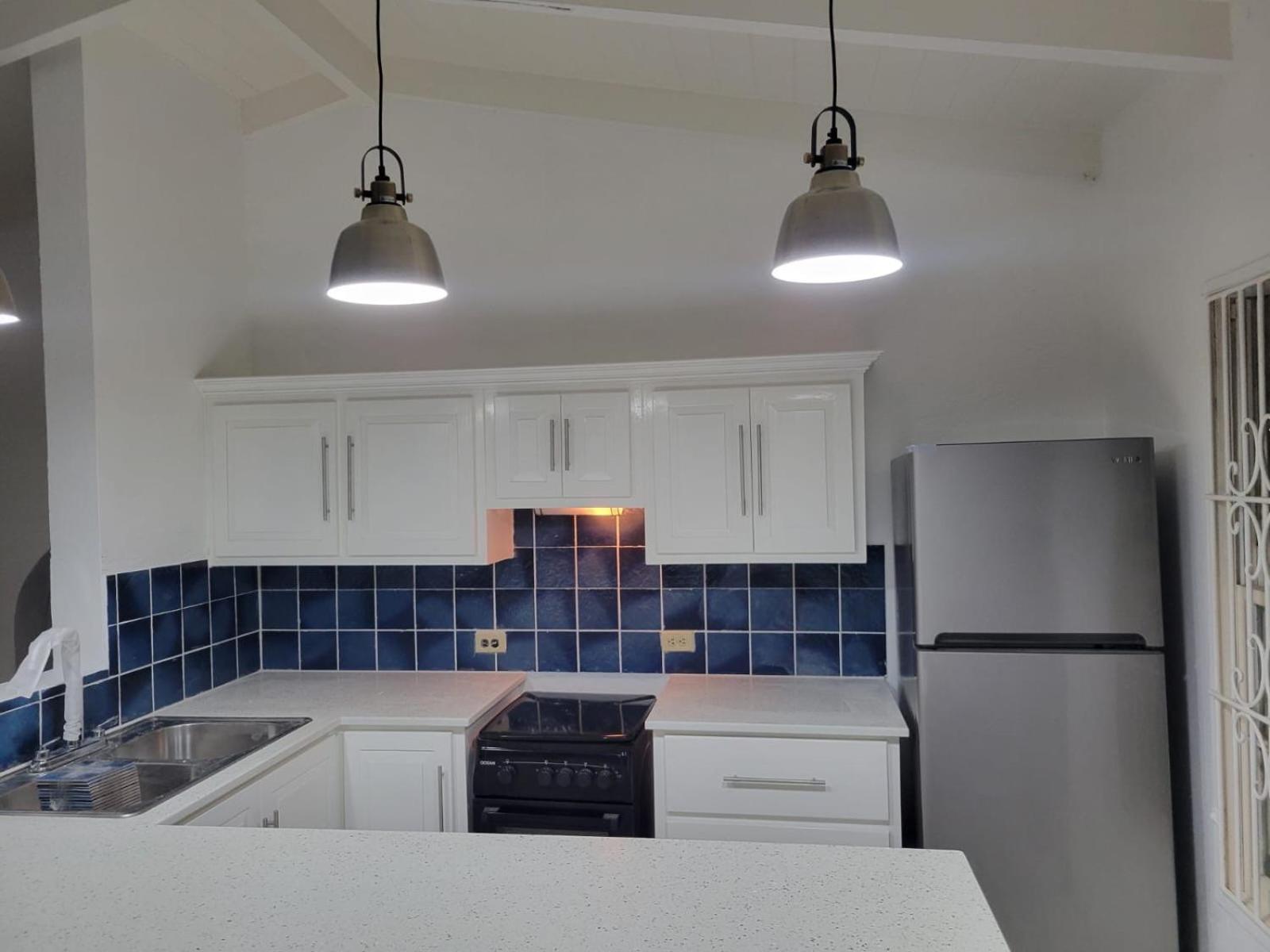 Attractive 2-Bed Apartment Stunning Sea View Dickenson Bay Exteriör bild